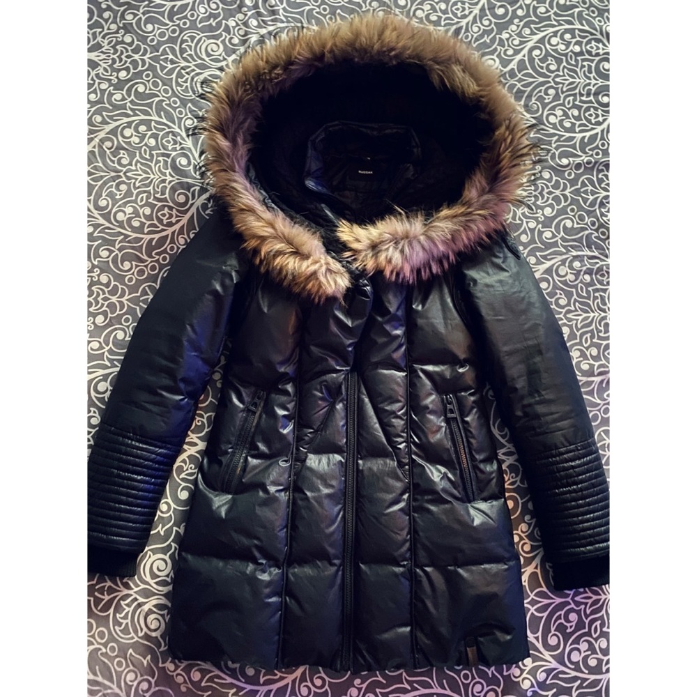 Beautiful black Rudsak jacket 😍